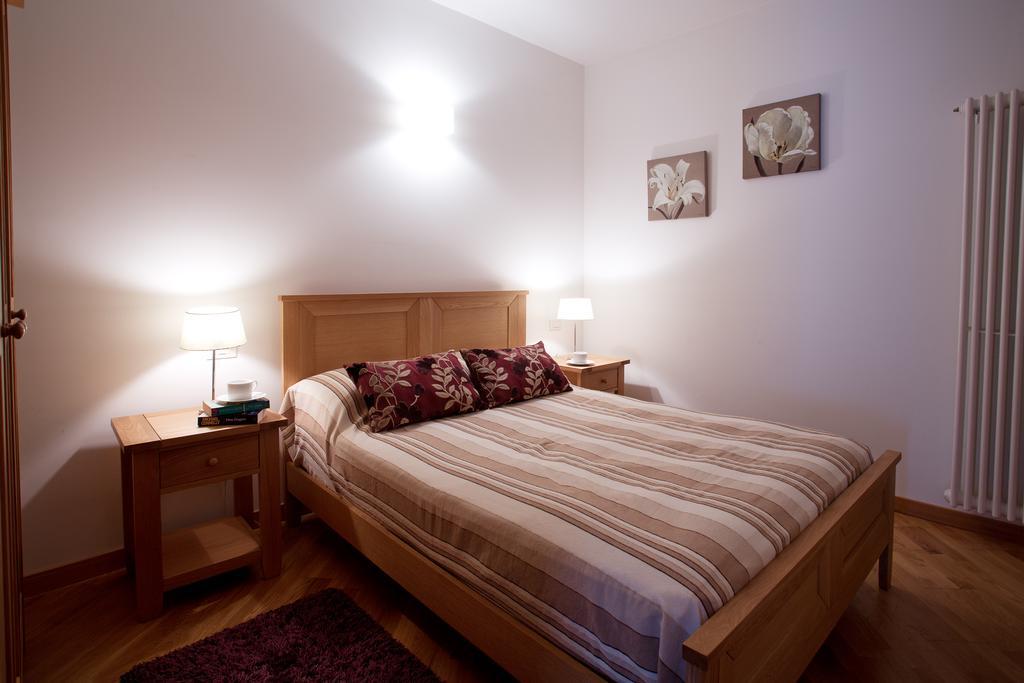 5 Luxury Laglio Apartments-By Italian Apartments الغرفة الصورة